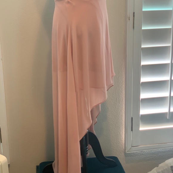 High-Low Skirt - Picture 3 of 4